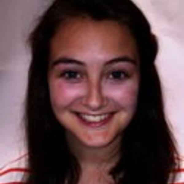 a feale student with shoulder-length dark hair